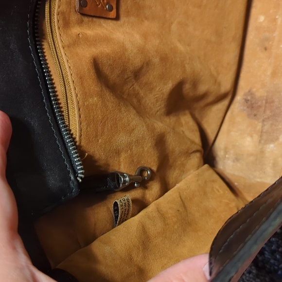 Black leather Patricia Nash Zancona tote bag purse - Picture 12 of 15